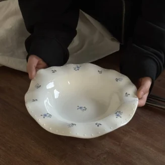 Ceramic by Choi — магазин вінтажної кераміки — Тарілка «Волошка» з високоякісної кераміки.